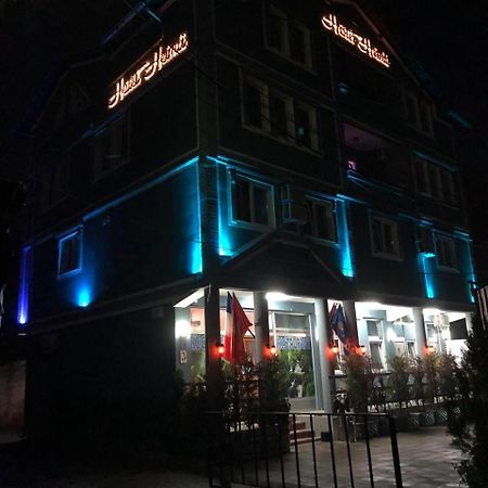 Hotel Heimli Pristina Eksteriør billede